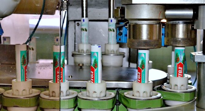 Production de tubes pour dentifrice