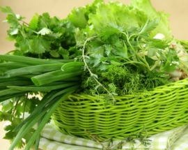 Herbes fraîches de l'odeur de l'ail